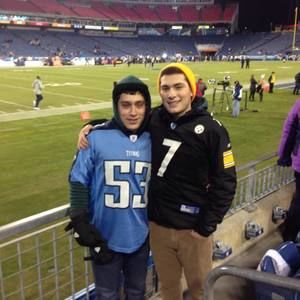 Meet your Posher, Max